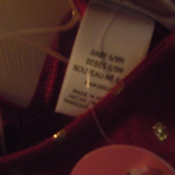 YOUNGLAND BABY 2 PIECE RED OUTFIT CHRISTMAS, VALENTINES DAY SPARKLY 6-9M - Picture 6 of 7